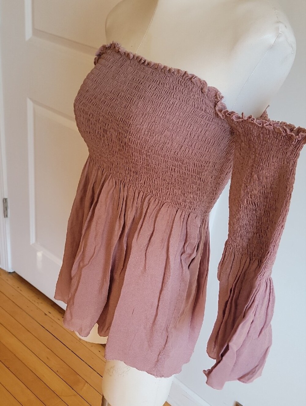 CHASER Mauve Off-Shoulder Smocked Blouse - Picture 3 of 5